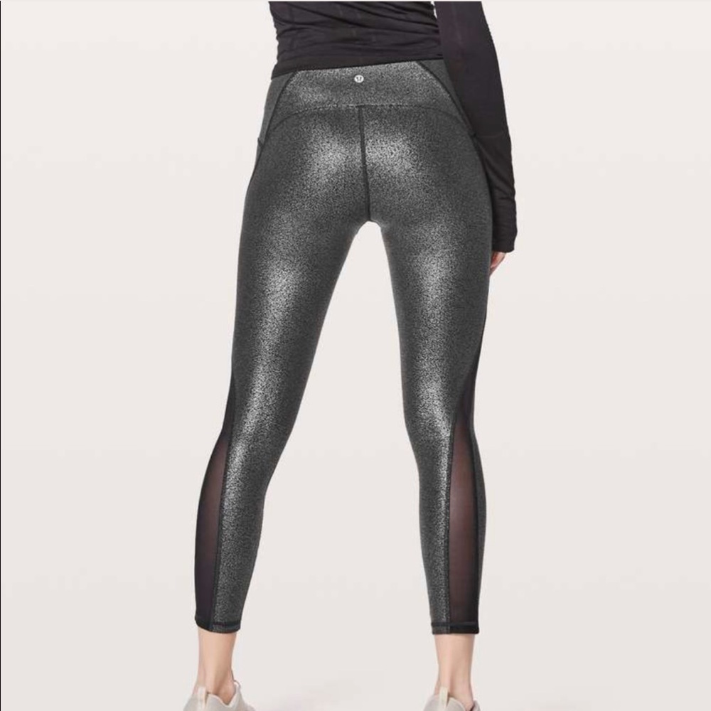 NWT Lululemon train Time 7/8 Pant